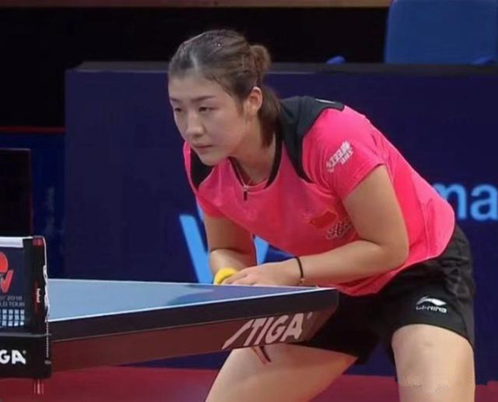 本场对阵黄 本场对阵黄