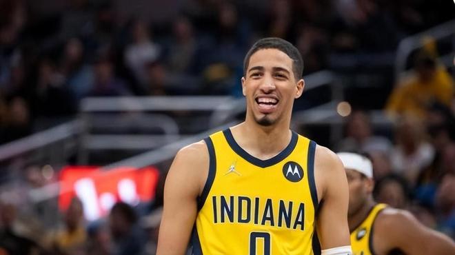 中表达观点 中表达观点