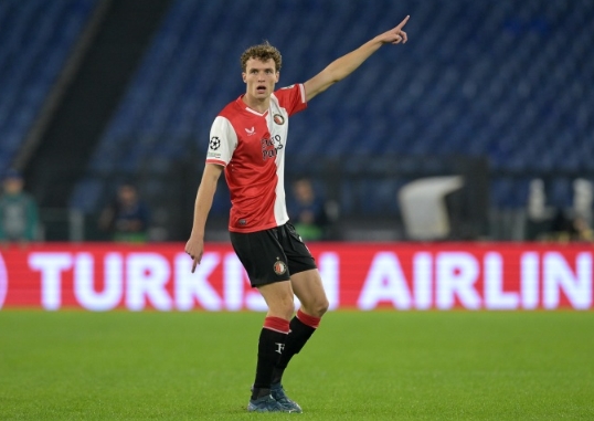 尤其是在中 尤其是在中